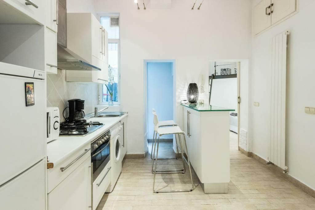 Stylish Loft At Chueca'S Heart Apartment Madrid Exterior photo